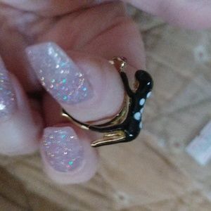 New Betsey Johnson panther ring size 5, never worn